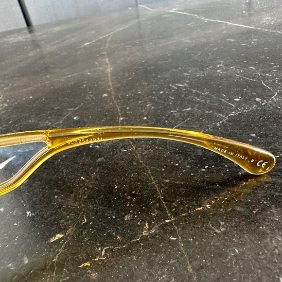 CHANEL RECTANGLE SUNGLASSES - Picture 7 of 8